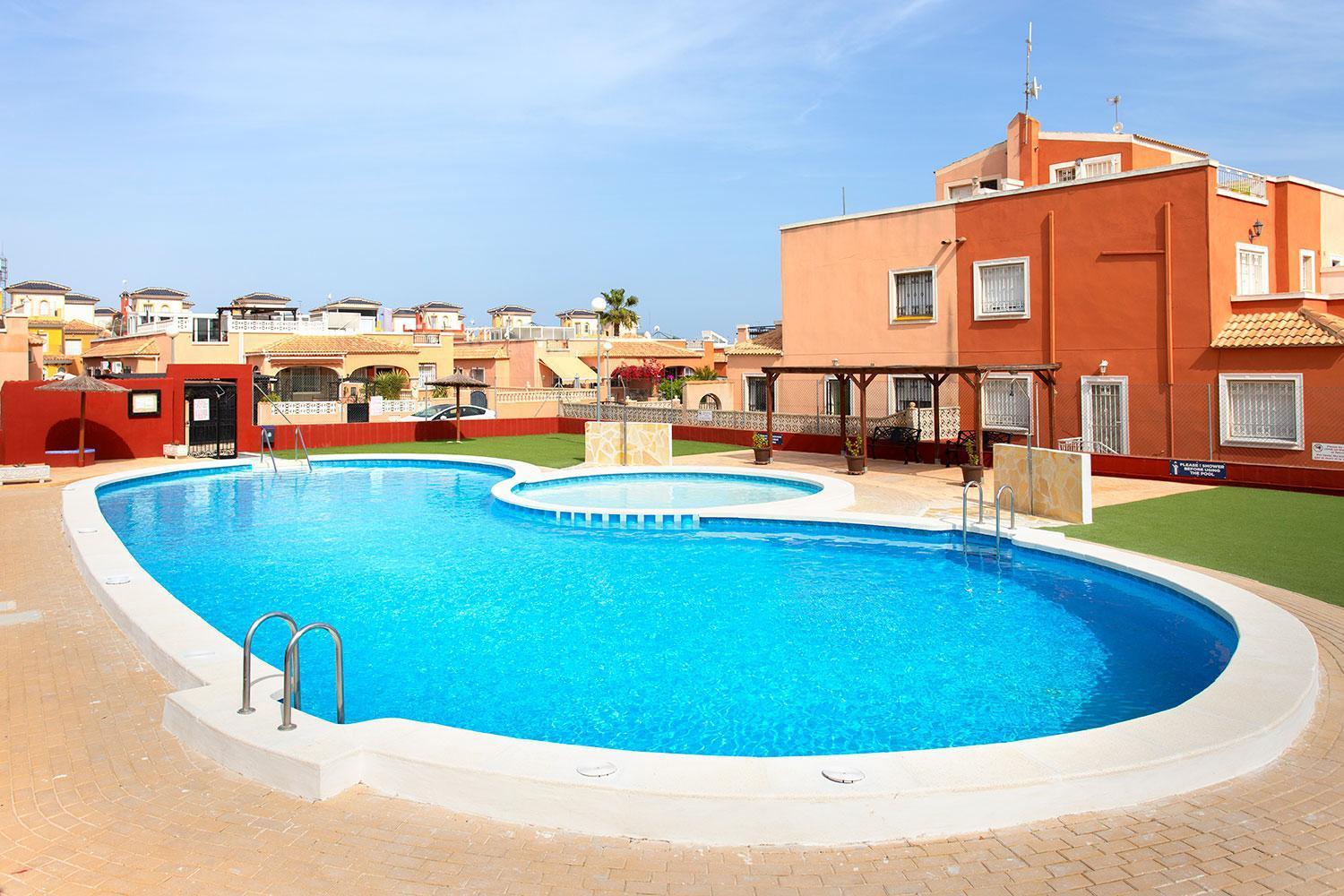 Bungalow La Herrada Los Montesinos Eksteriør bilde